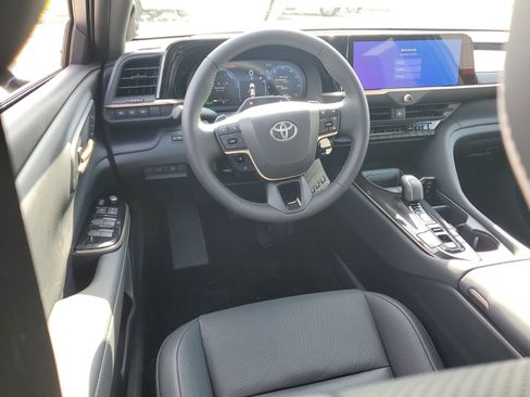 New 2026 Toyota Crown Signia AWD/4WD image 11