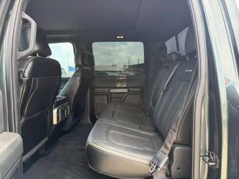 Used 2015 Ford F150 Platinum w/ Equipment Group 701A Luxury AWD/4WD image 19
