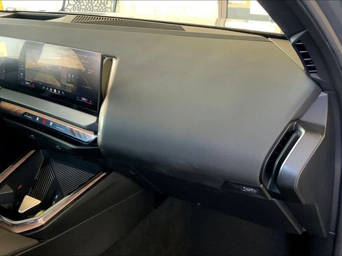 Used 2025 BMW X3 xDrive30i image 18