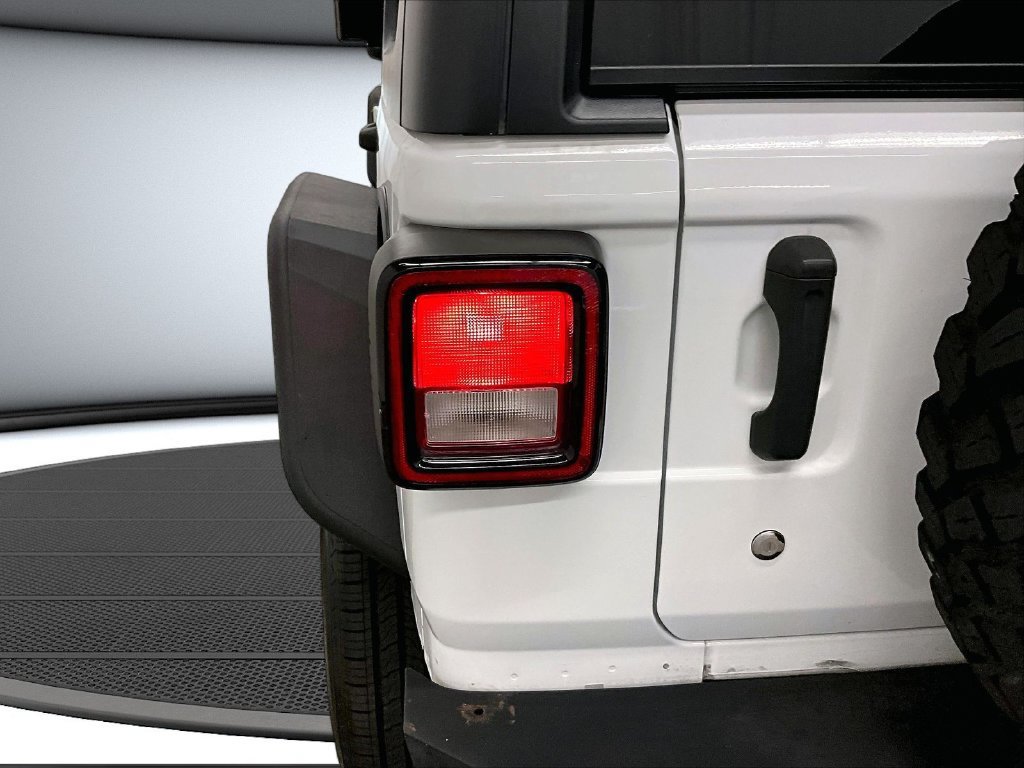Used 2020 Jeep Wrangler Unlimited Sport AWD/4WD image 23