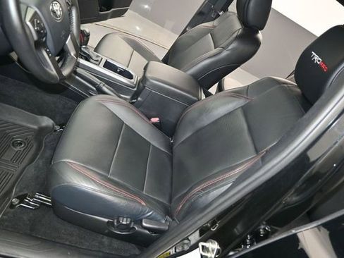 Used 2018 Toyota Tacoma TRD Pro AWD/4WD image 11