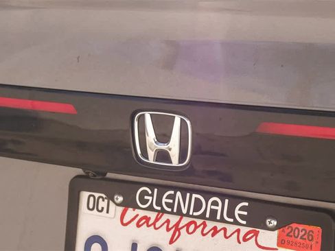 Used 2024 Honda Accord Sport image 11