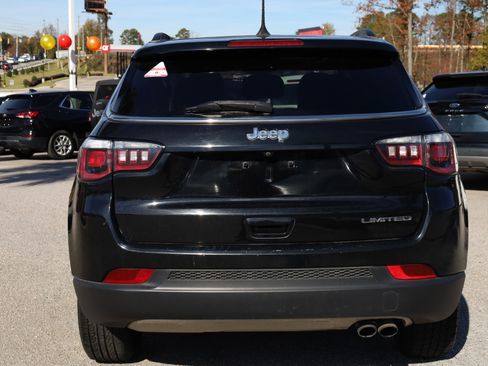 Used 2020 Jeep Compass Limited image 3