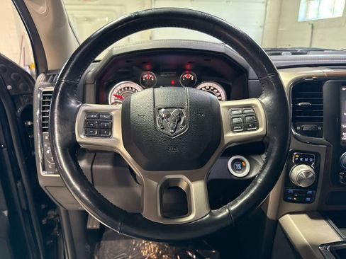 Used 2014 RAM 1500 Laramie AWD/4WD image 15