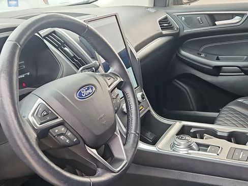 Used 2023 Ford Edge Titanium AWD/4WD image 10