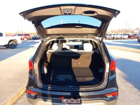 Used 2017 Hyundai Santa Fe Sport w/ 2.4L Value Package 06 image 10