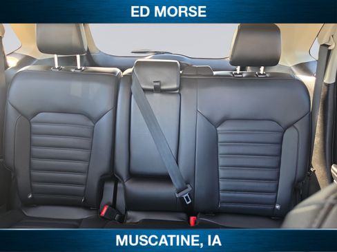 Used 2024 Ford Edge SEL AWD/4WD image 13