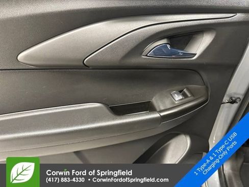 Used 2023 Chevrolet TrailBlazer RS w/ Technology Package image 19