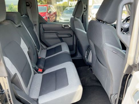 Used 2025 Ford Bronco Big Bend image 29