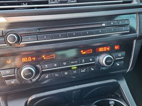 Used 2013 BMW M5 image 16