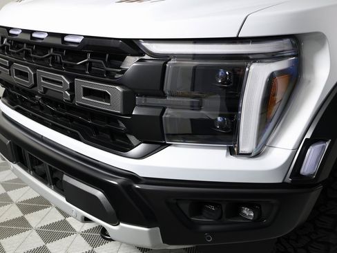 Used 2025 Ford F150 Raptor image 44