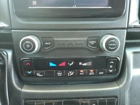 Used 2023 RAM ProMaster 2500 FWD image 32