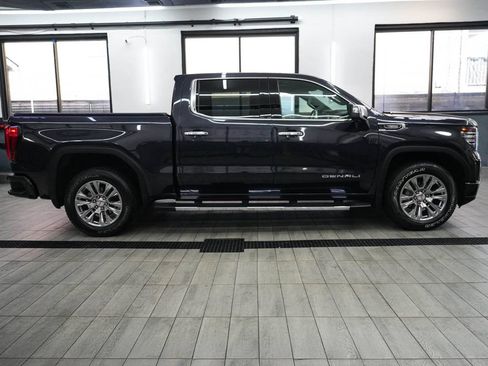 Used 2023 GMC Sierra 1500 Denali AWD/4WD image 5