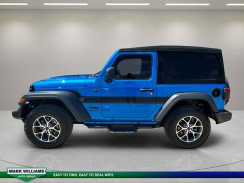Used 2024 Jeep Wrangler Sport AWD/4WD image 12