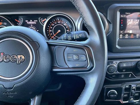 Used 2023 Jeep Wrangler Unlimited Sport AWD/4WD image 12