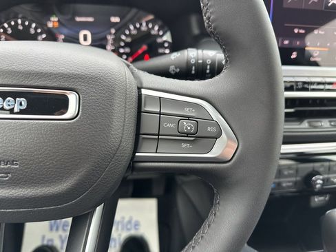 New 2026 Jeep Compass Latitude image 64