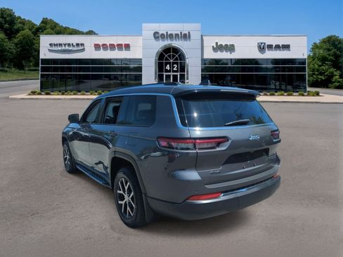 Used 2023 Jeep Grand Cherokee L Limited w/ Trailer Tow Group (B) AWD/4WD image 4