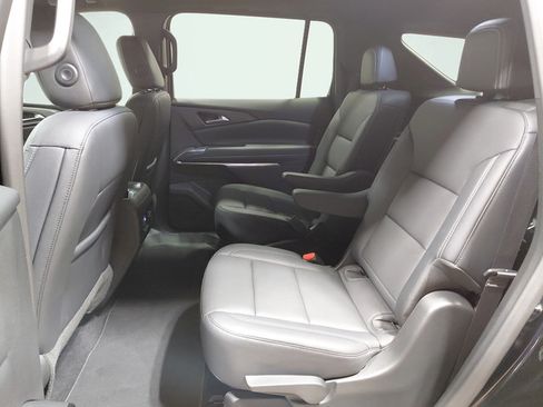 Used 2026 Chevrolet Traverse LT AWD/4WD image 19