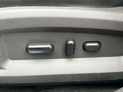 Used 2013 Ford Edge Limited w/ Canadian Touring Pkg image 18