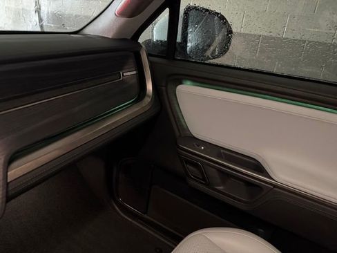 Used 2024 Rivian R1S Adventure image 68