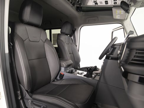 New 2025 INEOS Grenadier Fieldmaster Edition image 30