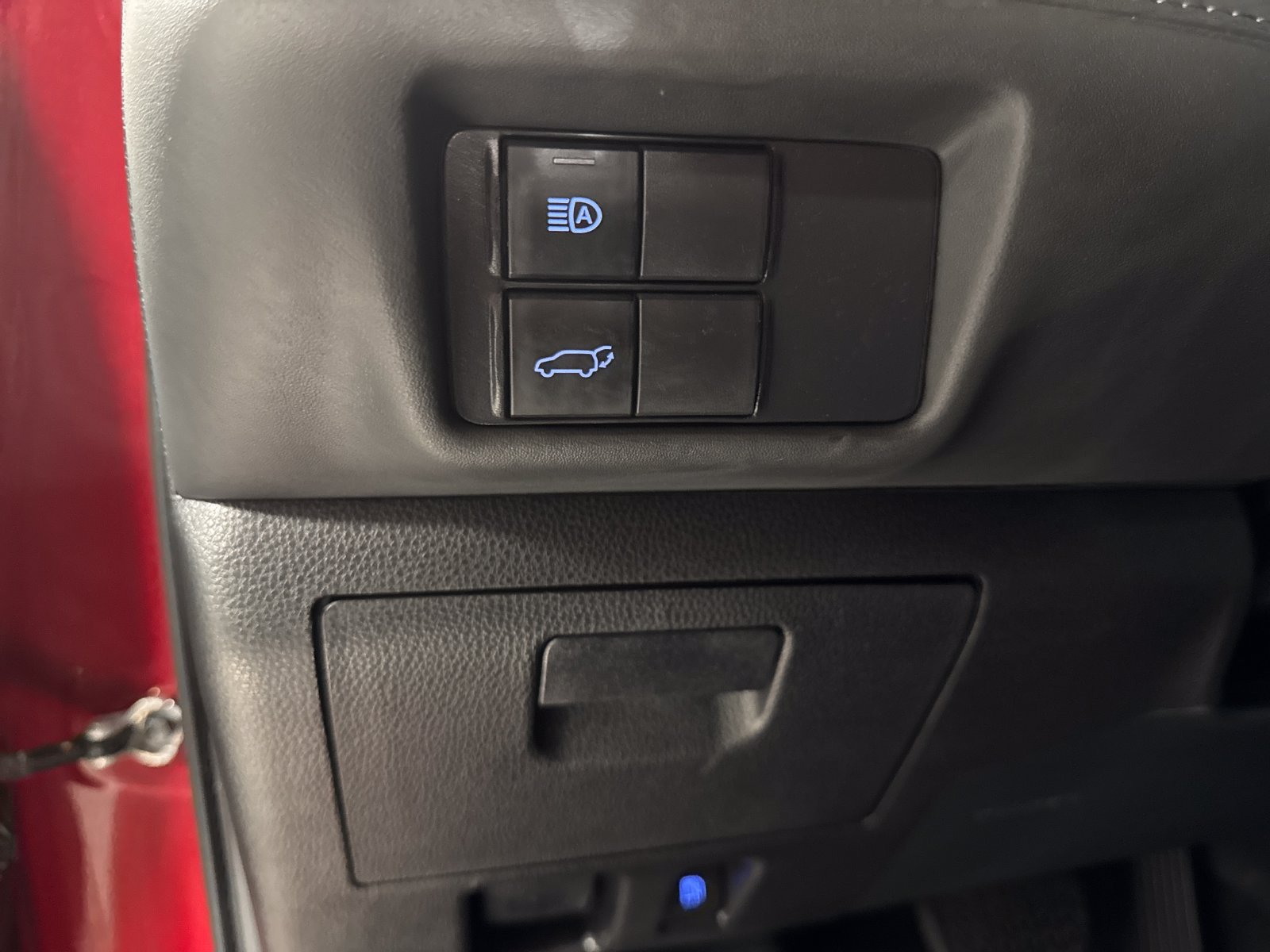 Used 2021 Toyota Highlander XSE AWD/4WD image 14