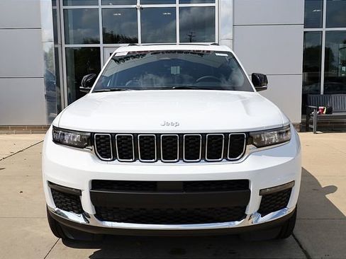 New 2025 Jeep Grand Cherokee L Limited image 2