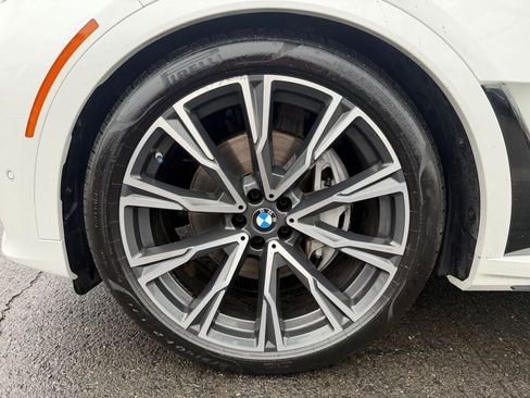 Used 2021 BMW X7 xDrive40i w/ M Sport Package image 38