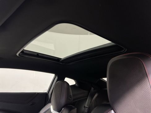 Used 2021 Chevrolet Camaro ZL1 image 23