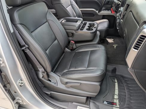Used 2018 Chevrolet Silverado 1500 LT w/ All Star Edition AWD/4WD image 20