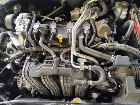 Used 2021 Nissan Altima 2.5 SV FWD image 30