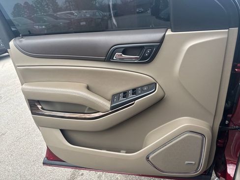 Used 2017 GMC Yukon SLE w/ SLE Value Package RWD image 10