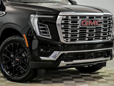 New 2026 GMC Yukon Denali w/ Denali Reserve Package AWD/4WD image 2