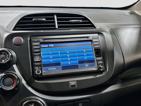 Used 2013 Honda Fit Sport image 13