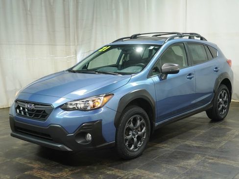 Used 2021 Subaru Crosstrek 2.5i Sport w/ Moonroof Package AWD/4WD image 2