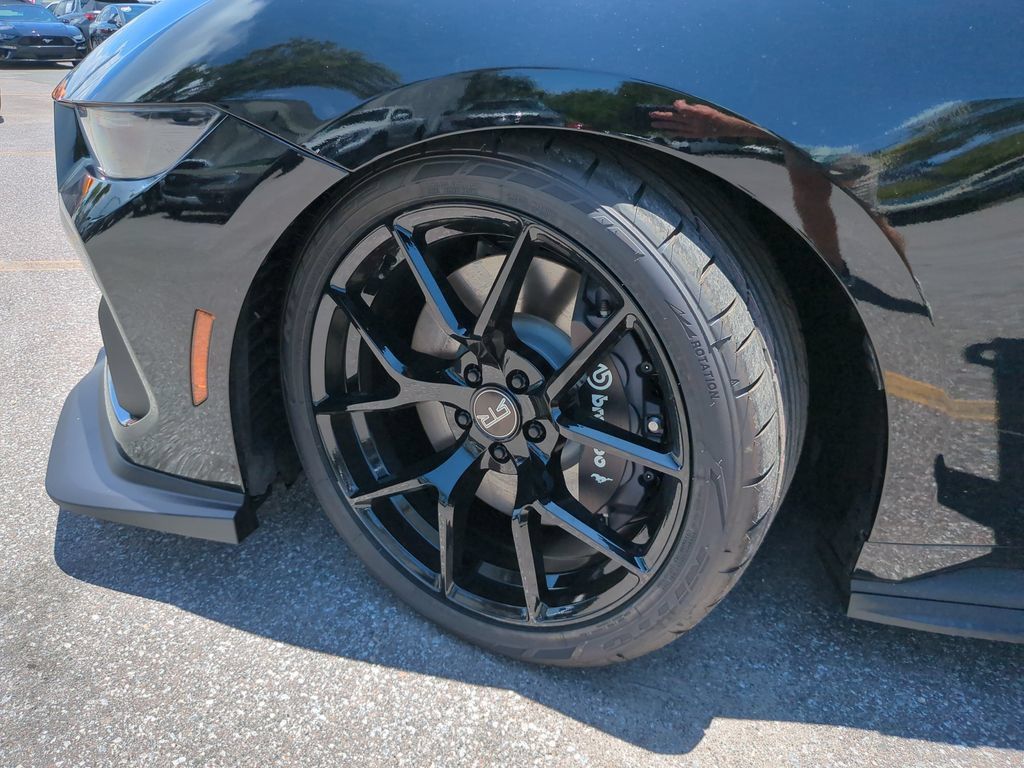 New 2026 Ford Mustang GT Premium w/ GT Performance Package RWD image 35