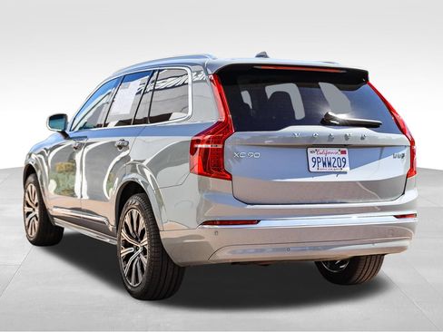 Used 2025 Volvo XC90 B5 Core w/ Protection Package Premier AWD/4WD image 5