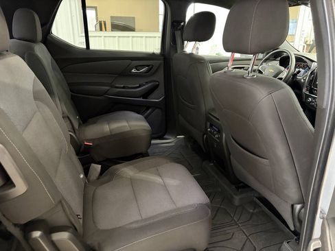 Used 2023 Chevrolet Traverse LT AWD/4WD image 31