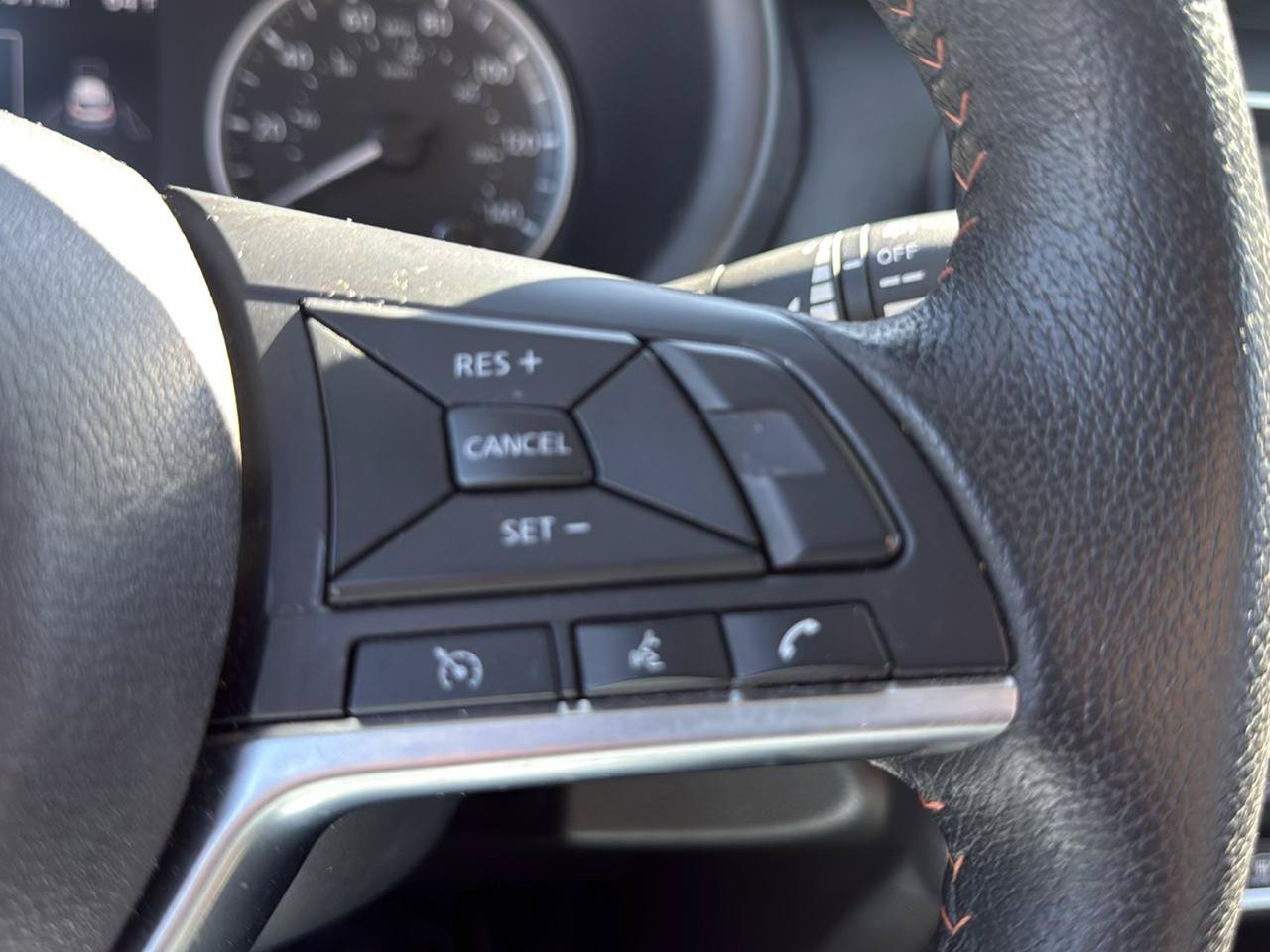 Used 2019 Nissan Kicks SR w/ SR Premium Package FWD image 20