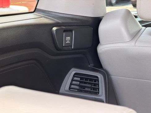 Used 2019 Honda Odyssey EX-L image 40