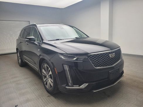 Used 2021 Cadillac XT6 Premium Luxury AWD/4WD image 13