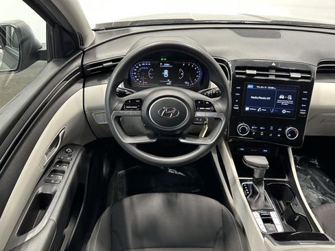 Certified 2023 Hyundai Tucson SE image 19