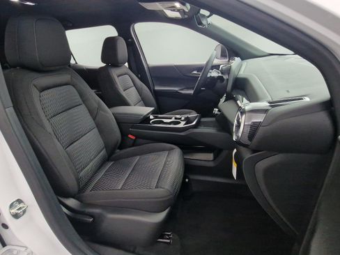 New 2026 Chevrolet Equinox LT w/ Safety and Technology Package image 27