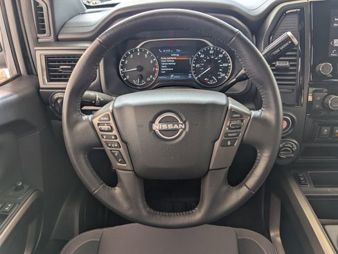 Used 2024 Nissan Titan SV w/ SV Bronze Edition Package image 23