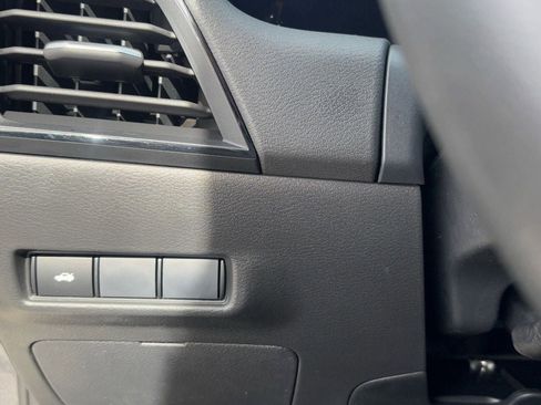 New 2026 Nissan Sentra SV FWD image 28