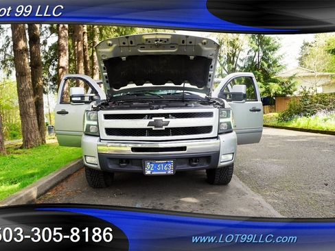 Used 2010 Chevrolet Silverado 1500 LT w/ Power Pack Plus AWD/4WD image 28