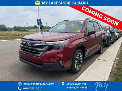 Used 2025 Subaru Forester Premium AWD/4WD image 3