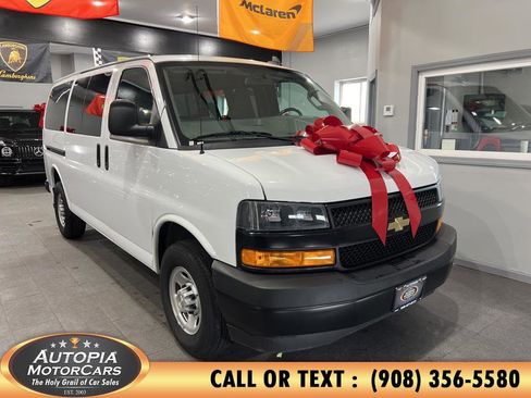 Used 2023 Chevrolet Express 3500 LS image 7
