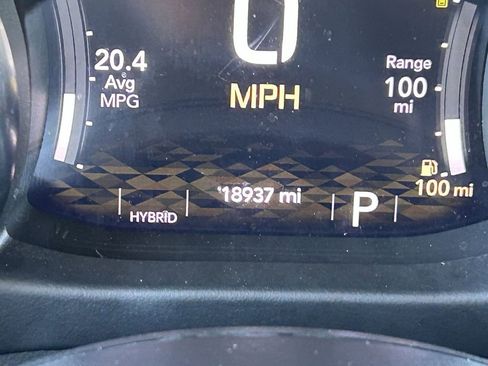 Used 2022 Jeep Wrangler Unlimited Sahara w/ Cold Weather Group image 28