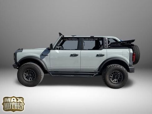 Used 2022 Ford Bronco 4-Door image 11